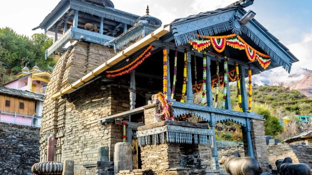 Lakha Mandal is an ancient Shiva temple in Uttarakhand, known for its mythological and archaeological heritage.