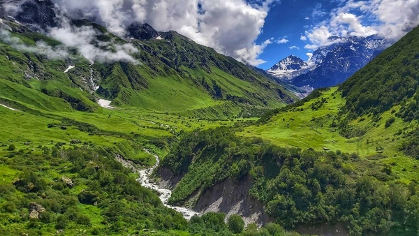 Ghangaria Trek – The Gateway to Valley of Flowers and Hemkund Sahib